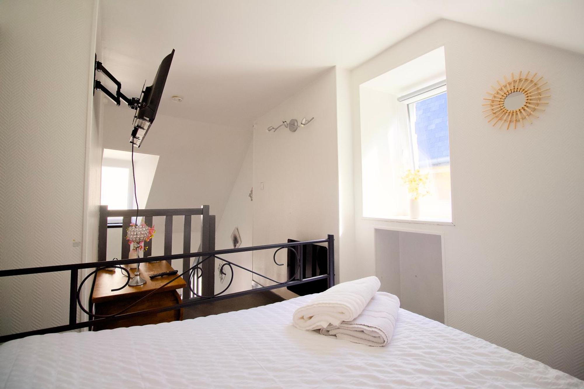Petit Duplex Lumineux, Hyper Centre A 2 Pas Du Port, Intendance Luxury Host Cherbourg-en-Cotentin Esterno foto